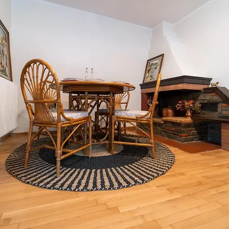 Lejlighed Rustic Cat - Sleeps 8 - Free Parking
