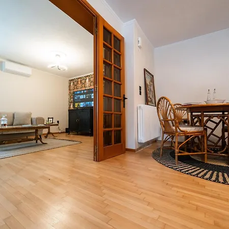 Lejlighed Rustic Cat - Sleeps 8 - Free Parking